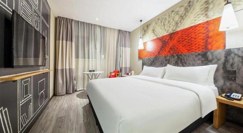 Ibis Nanchang Zhongshan Road Pedestrian Street Hotel Exterior photo