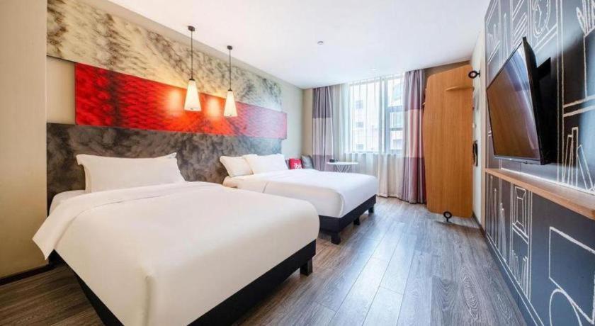 Ibis Nanchang Zhongshan Road Pedestrian Street Hotel Exterior photo